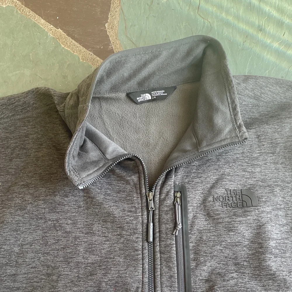 NWT The North Face Charcoal Full-Zip Jacket - Picture 3 of 7